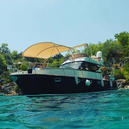 Bådhotel Motoryacht Datça